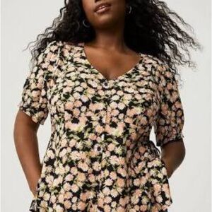 Torrid Size 2X Challis Side Tie Short Sleeve Shirt NWT